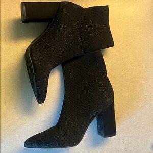 Elegant Black Ankle Boots